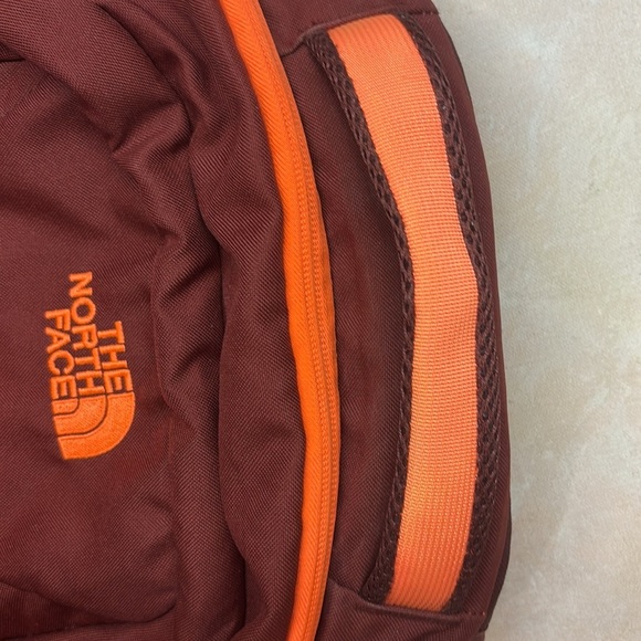 The North Face Haystack maroon and Orange Backpack, EUC, laptop pocket - Picture 6 of 9